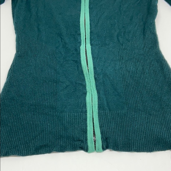 Green Ribbed Long Sleeved Shirt Sz M - Picture 10 of 10